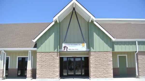 Dr. Powers' new vet practice at Lakeside Veterinary Clinic in Paso Robles, CA