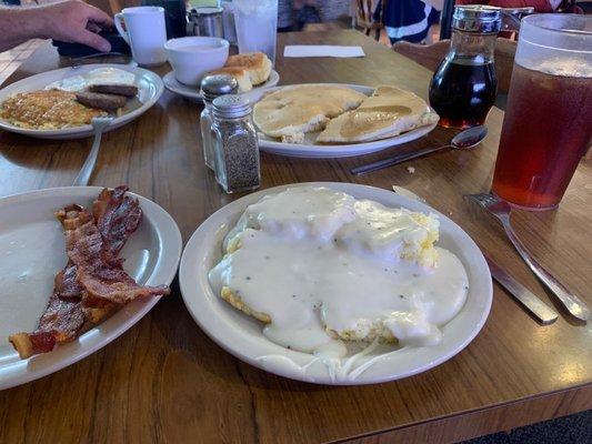 Biscuits & gravy and bacon and pancakes yum!