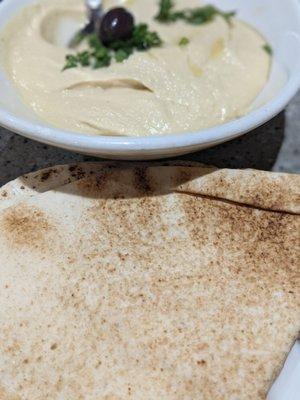 Small Hummus and Pita