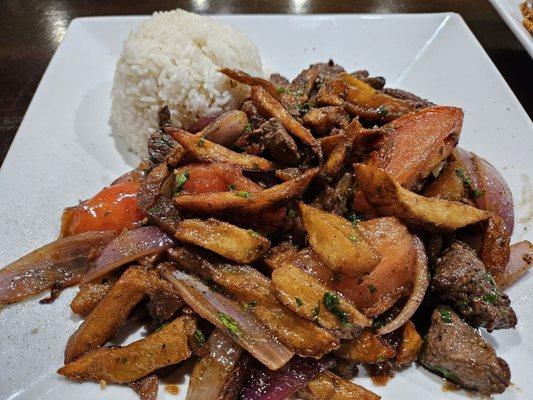 Lomo Saltado