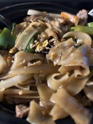 Pud Kee Mow - drunken noodles