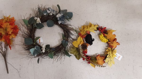 Cool Wreaths