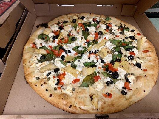 Large Mediterranean Pizza