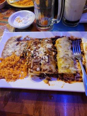 Enchiladas poblanos and 1 Verde, rice and beans