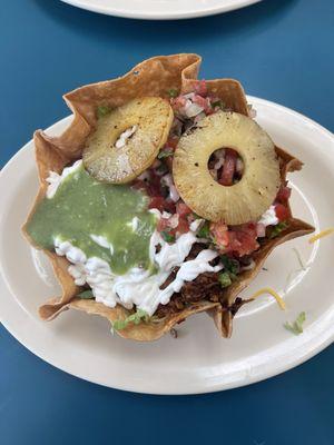 Taco salad with pastor