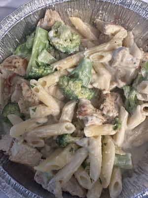 Chicken and broccoli Alfredo