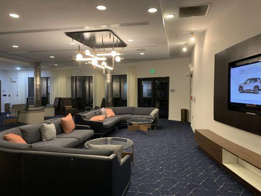 TV lounge area (main lobby)