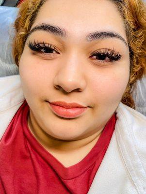 Im in love with my eyelashes she did amazing job. She took her time with me & she was patient. If you are thinking of getting your eyelashes