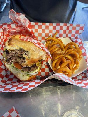 Dbl Boulder Burger Curly Fries