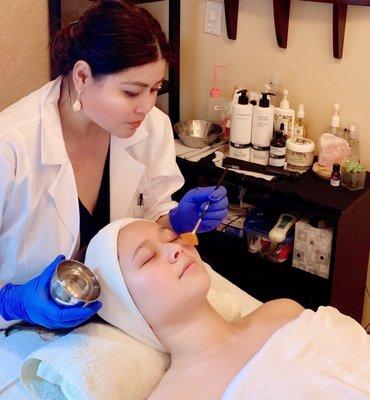 You have to try our Zen-inspired facials.  We finish off all our facials with a detoxing Lymphatic drainage and facial contouring massage.