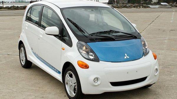 Mitsubishi i-MiEV from O'Brien Hyundai in Normal IL