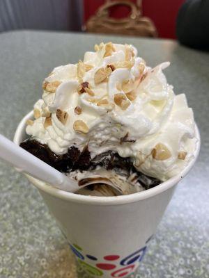 Brownie Sundae