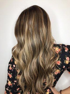 Golden brunette balayage