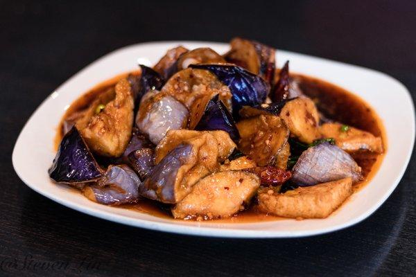 Eggplant w/ Tofu