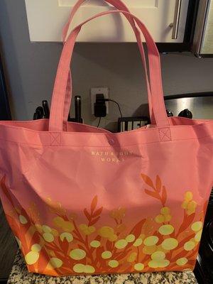 Mother's Day tote promotion