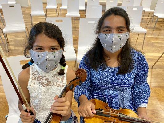 Violin sisters