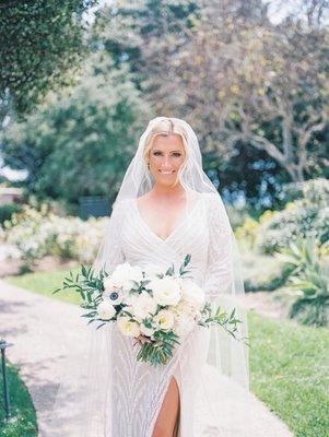 Bride, makeup, bridal hair, veil, lashes... perfection.