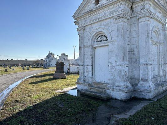 Family vaults