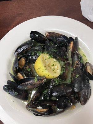 Steamed Mussels