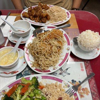 Broccoli Chicken plate, Plain Pan Fried Noodle, Orange chicken plate, Pork fried rice!