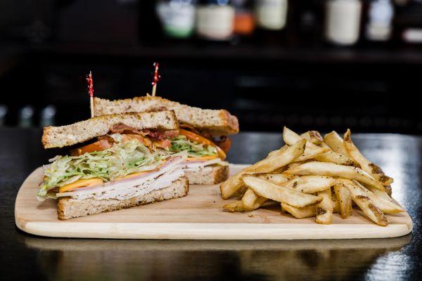 Pub Club Sandwich