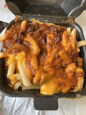 Chilli cheese fries