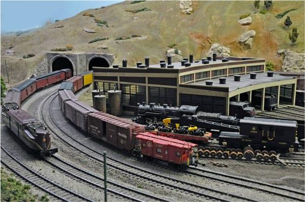 BSME O-scale roundhouse