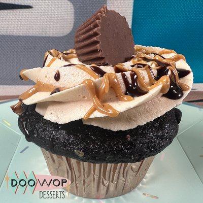 Chocolate & peanut butter cupcake done Doo Wop style.