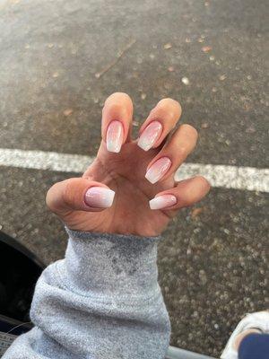 ombré pink and white acrylics