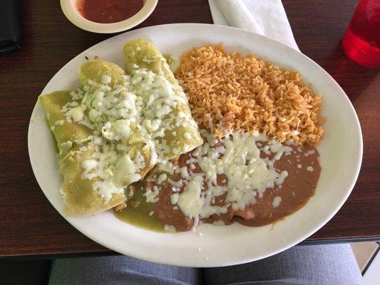 Chicken enchiladas verdes