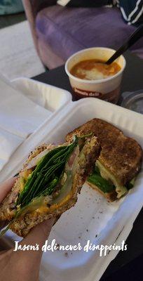 Zucchini grillini sandwich & tomato basil soup