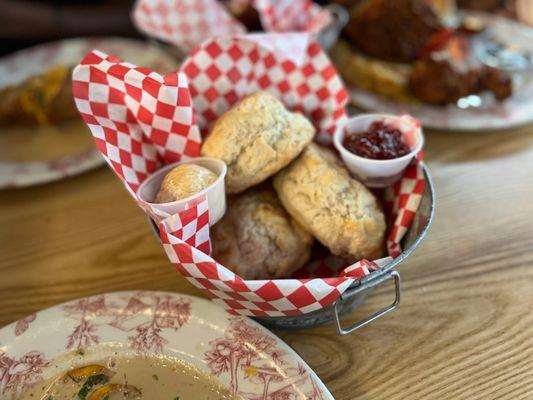 Biscuit Basket