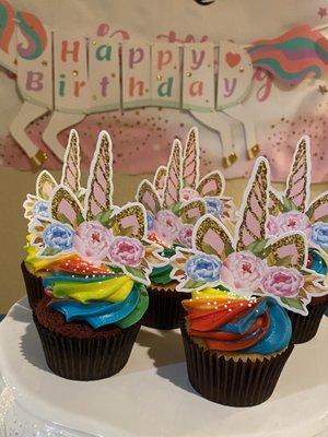 Unicorn design cupcake! I added unicorn cupcake topper to this cupcake!