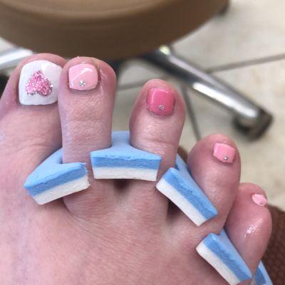 My toes with design