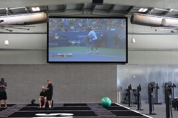 The Oakland Raiders really like their 20 foot projection screen.