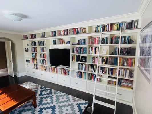 Book shelves (2 of 2)