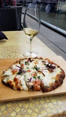 Margarita flatbread