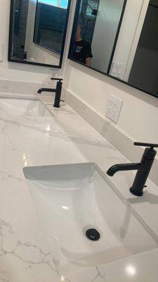 Double faucet installation