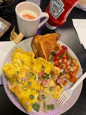 Western omelet with breakfast potatoes