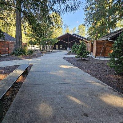 Dining hall and restrooms on each side.