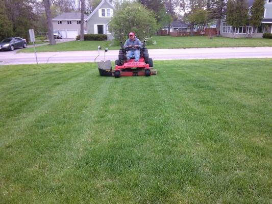 Mow lawn