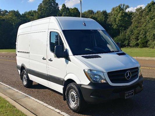 Sprinter Van and Box Truck Service for fast, reliable service. Local or Long Distance.  #transport #longdistance #reliable Your delivery is