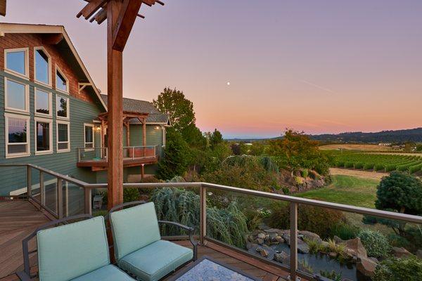 Bella Collina Vacation Rental & Vineyard - Newberg, OR