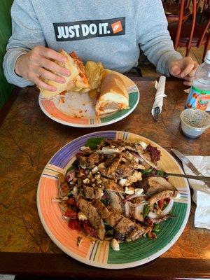 Meatball sub, Portobello Mushroom salad with goat cheese, grilled chicken  and balsamic. Very good!