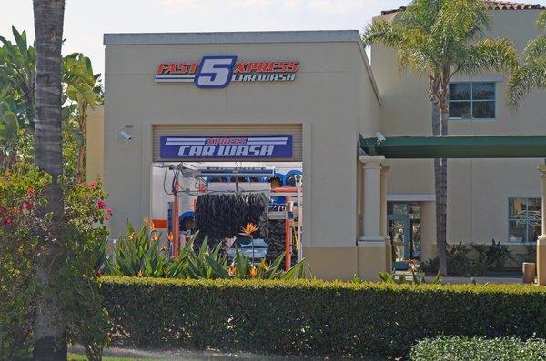 Fast5Xpress Car Wash Irvine Location