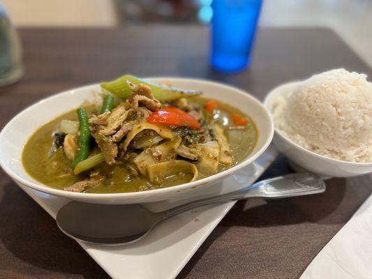 Combination Green Curry, ordered Thai Hot! Fantastic!!