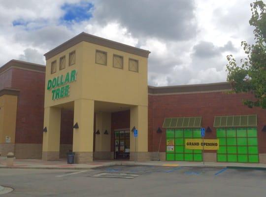 Dollar Tree's Ontario Plaza location, near Mountain Ave & 4th St In Ontario.