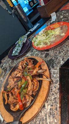 STEAK/CHICKEN/SHRIMP FAJITAS