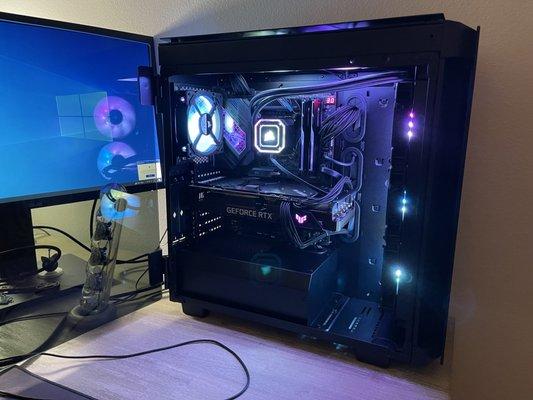 High end gaming PC w/ i9 12900K CPU, Corsair iCUE H150i Elite Capellix cooling, GeForce RTX 3080 Ti video card...