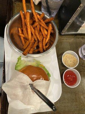 Basic burger w sweet potato fries